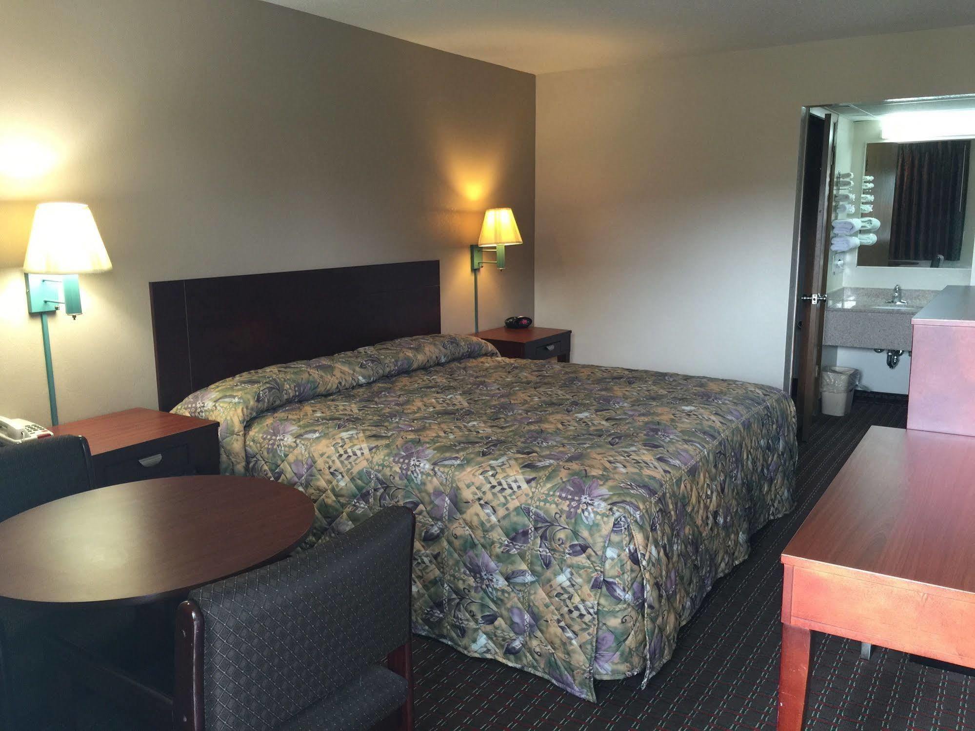 Executive Inn And Suites Dyersburg Ngoại thất bức ảnh